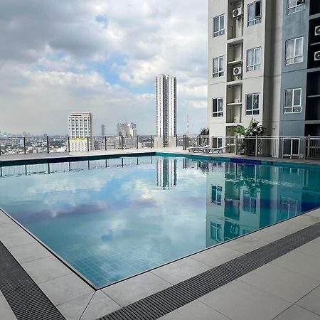 Chic City Nook At Victoria Sports Manila Exteriér fotografie